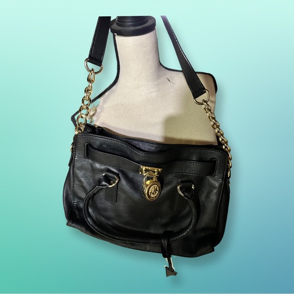 Michael Kors Crossbody - Picture 2 of 13